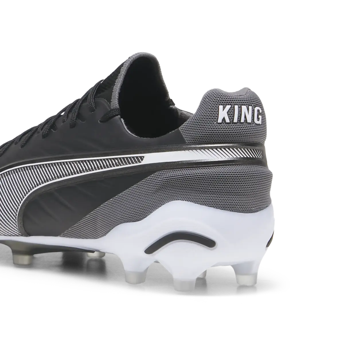 Puma KING ULTIMATE FG/AG Siyah Unisex Krampon