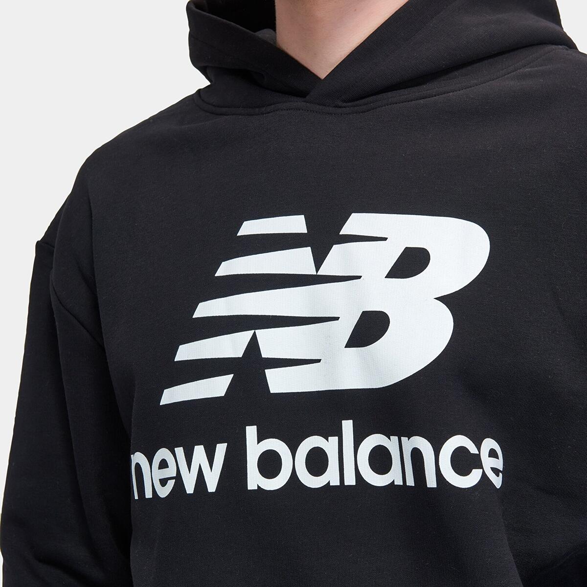 New Balance MNH3333 Erkek Siyah Sweatshirt