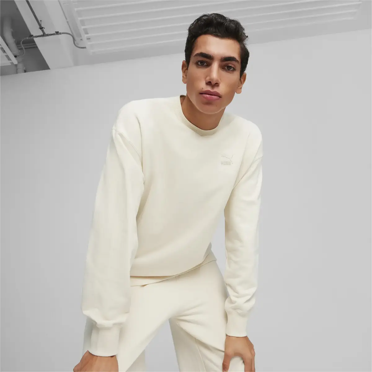 Puma BETTER CLASSICS Relaxed Crew TR Bej Erkek Sweatshirt