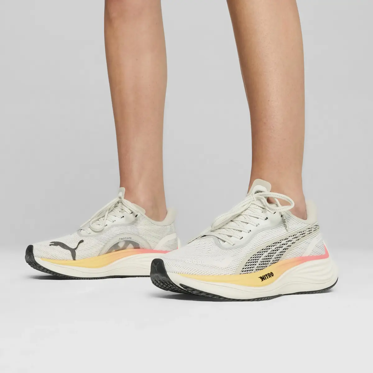 Puma Velocity NITRO 3 Wn Beyaz Kadın Yürüyüş ve Koşu Ayakkabısı