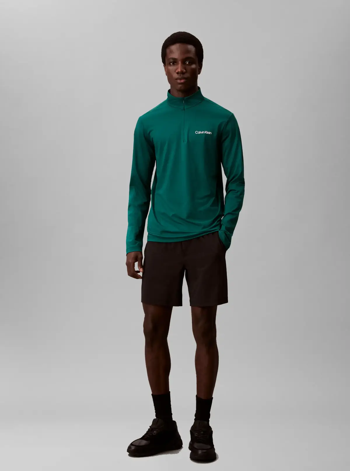 WOVEN SHORT, UB1