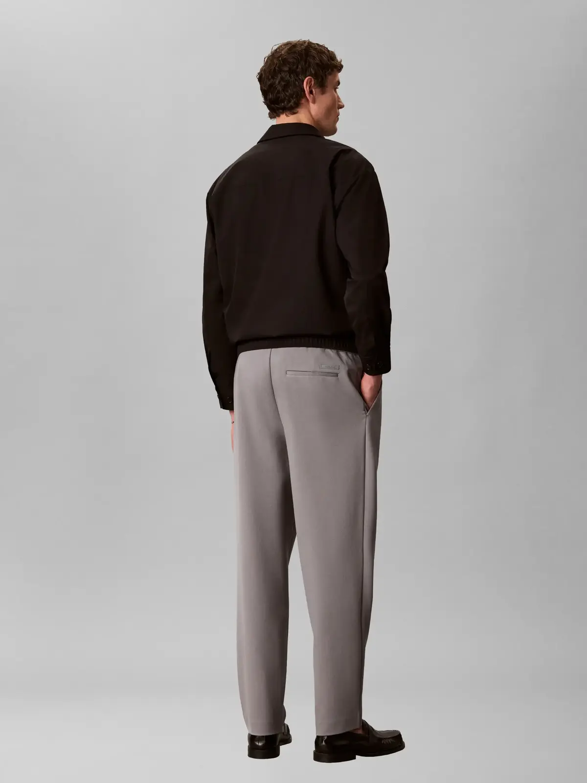 TAPERED TECH KNIT PL, P87