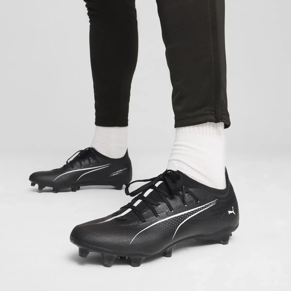 Puma ULTRA 5 MATCH FG/AG Siyah Erkek Krampon