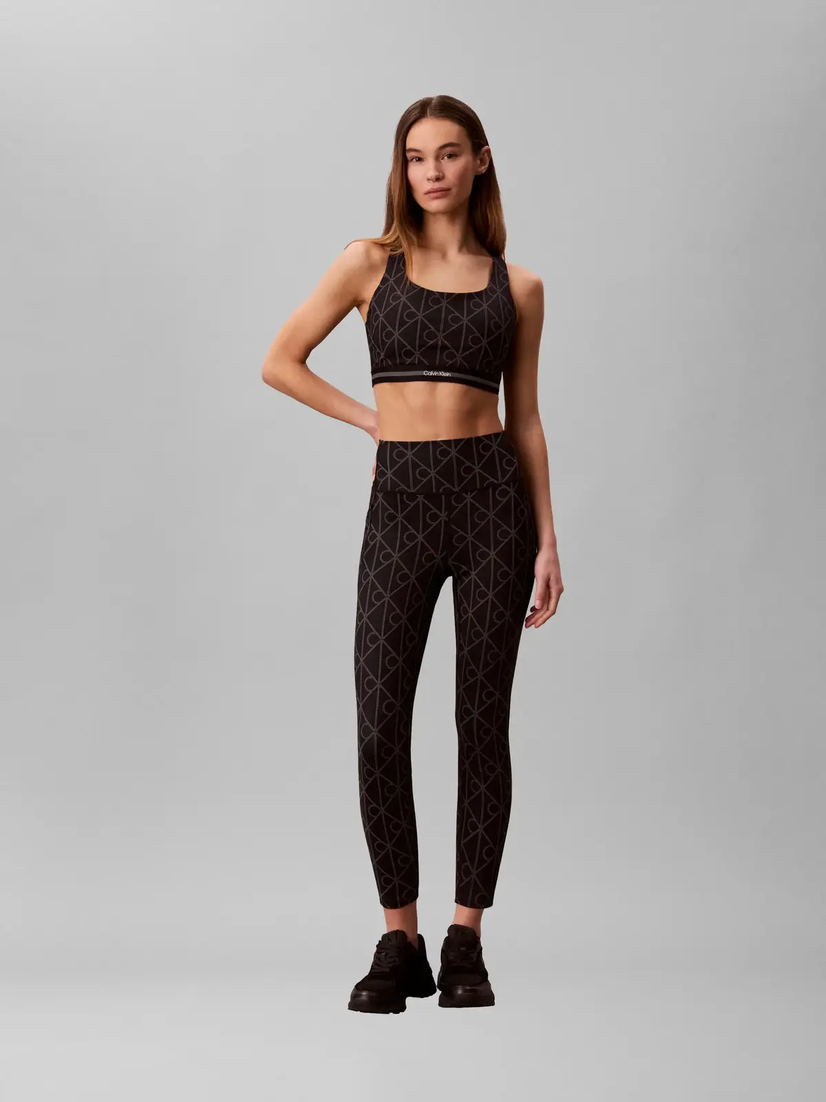 Calvin Klein Icon Sport Medium Su, ZKY Siyah Sporcu Sütyeni