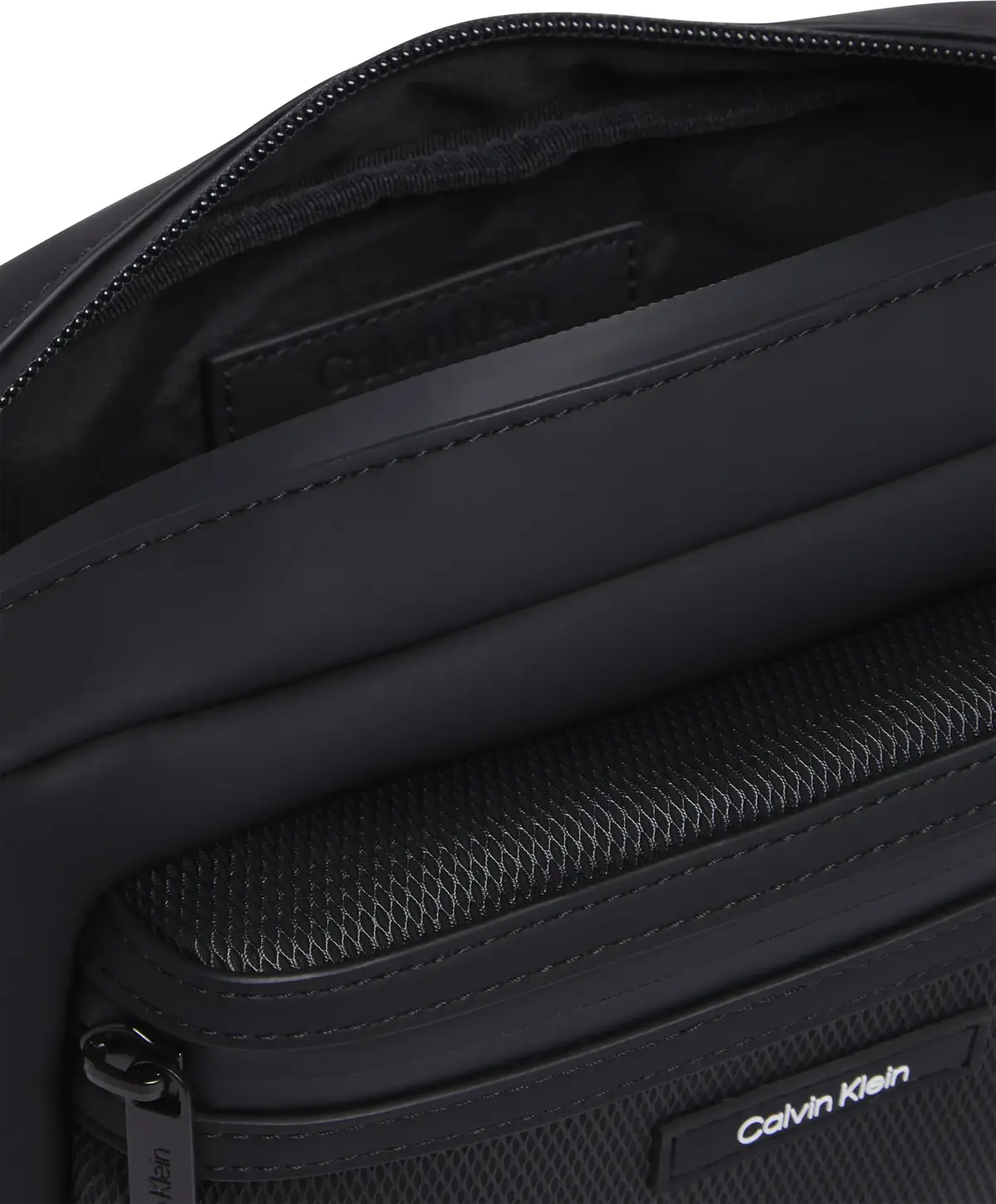 Calvin Klein CK ESSENTIAL CAMERA, BEH Siyah Erkek Çanta