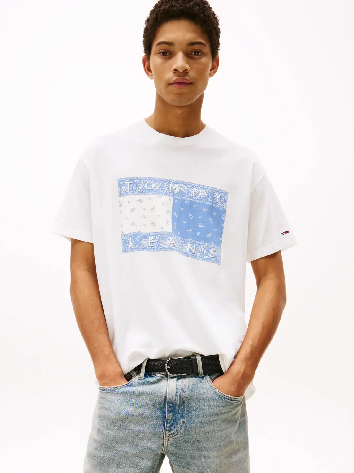 Tommy Hilfiger TJM RLX PAISLEY FLAG, YBL Beyaz Erkek T-Shirt & Polo