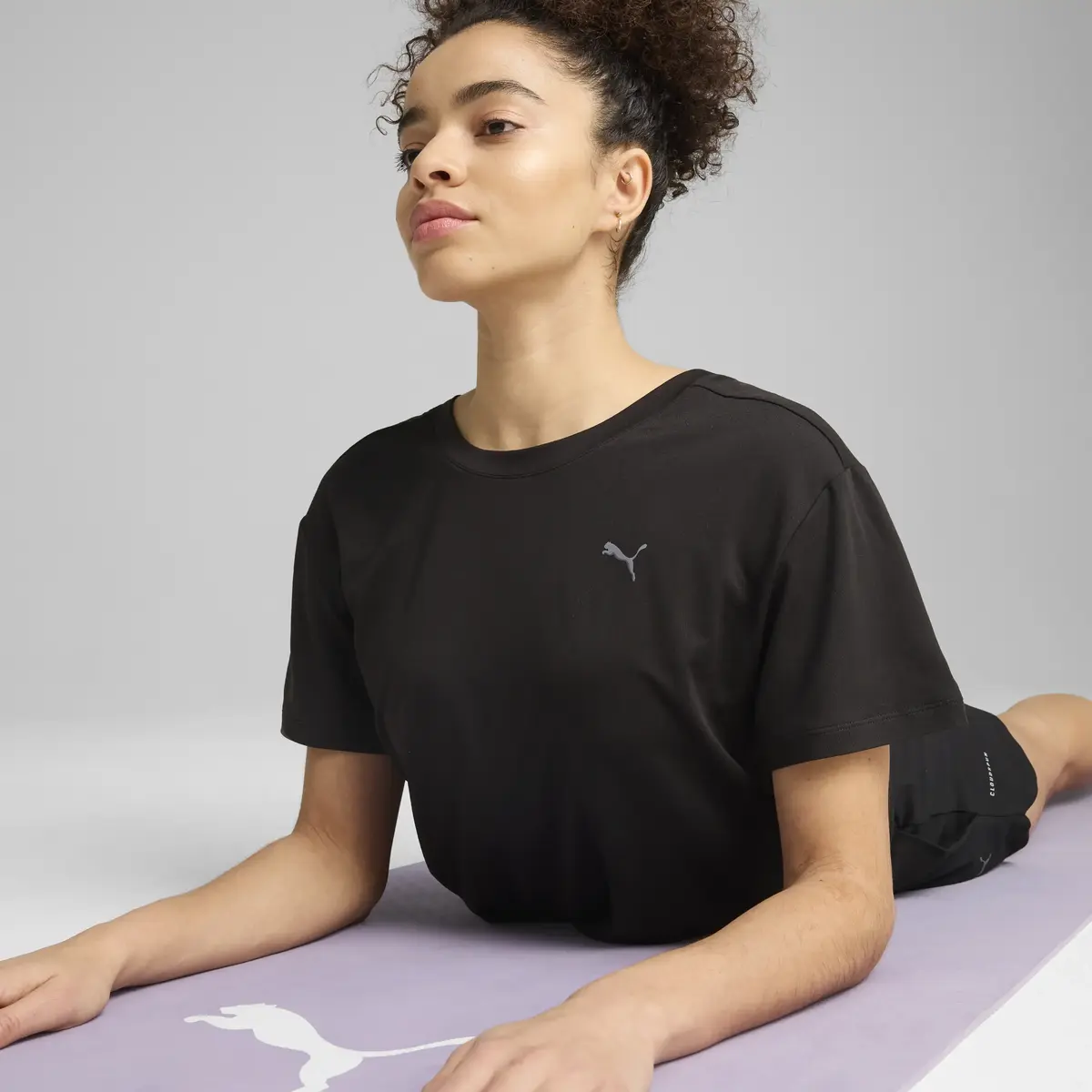 Puma MOVE CLOUDSPUN LOOSE FIT TEE Siyah Kadın T-Shirt