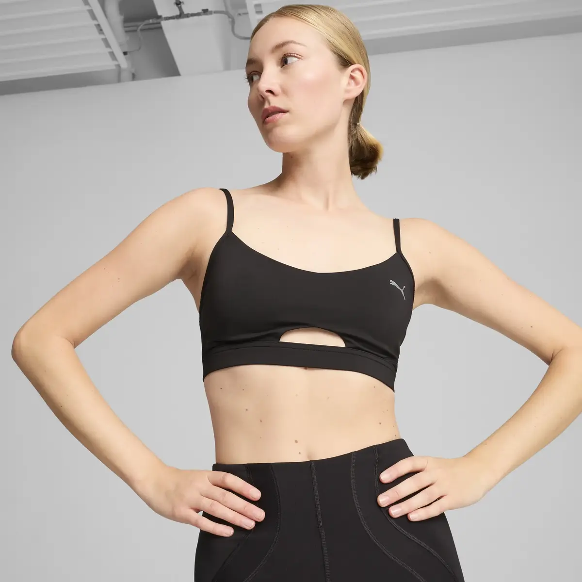 Puma MOVE ULTRABARE SCULPTING BRA Siyah Kadın Şort
