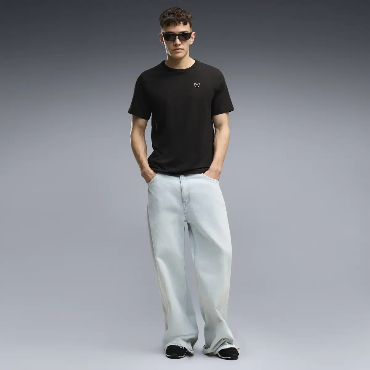 PUMA ESS ELEVATED Tee Siyah Erkek T-Shirt