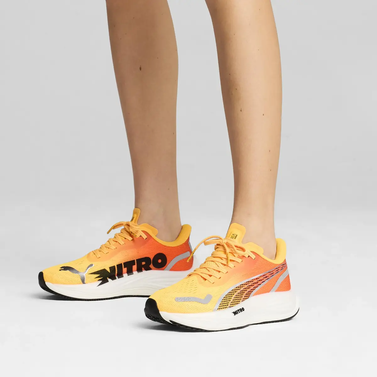Puma Velocity NITRO 3Wns Turuncu Kadın Yürüyüş ve Koşu Ayakkabısı