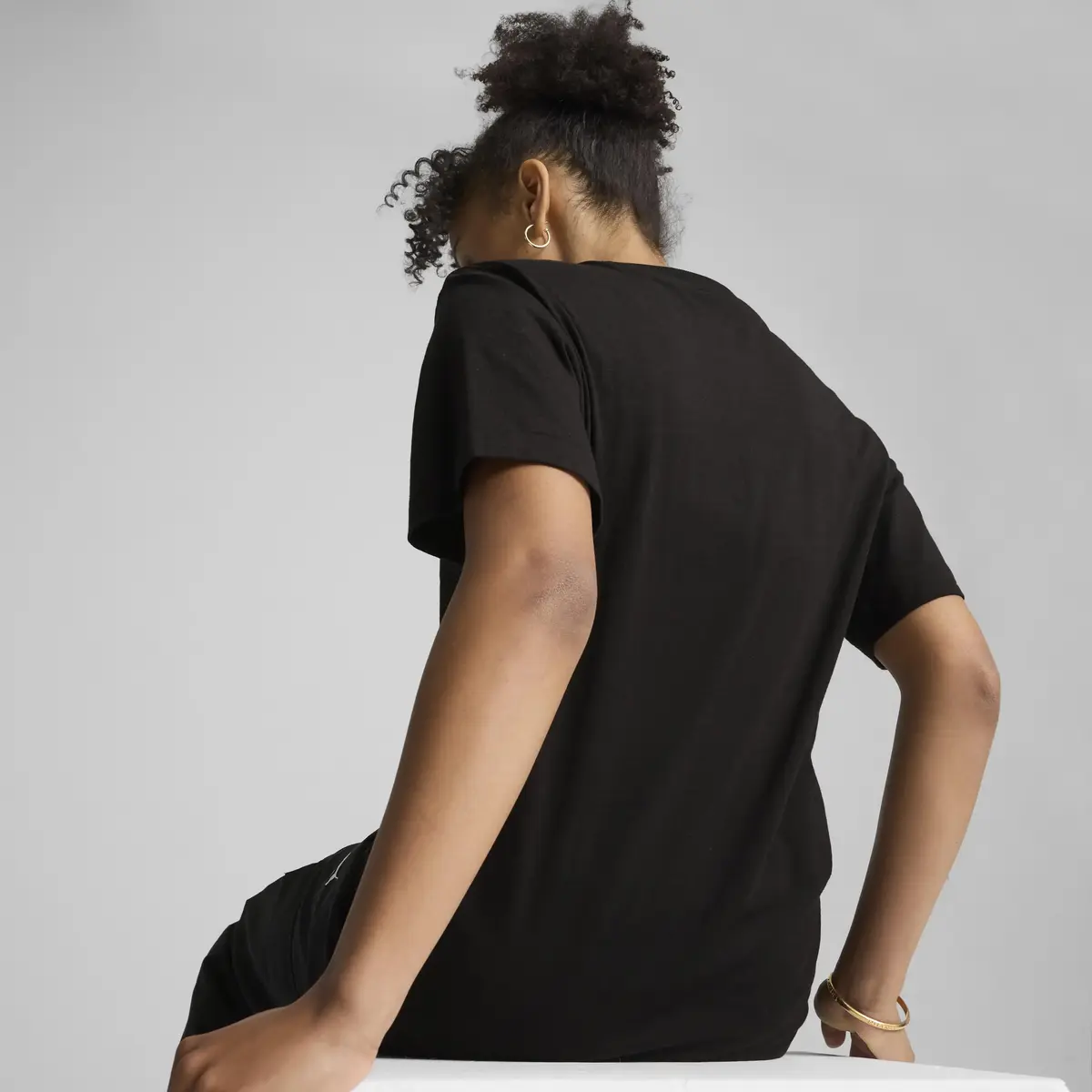 Puma HER Graphic Tee Siyah Kadın T-Shirt
