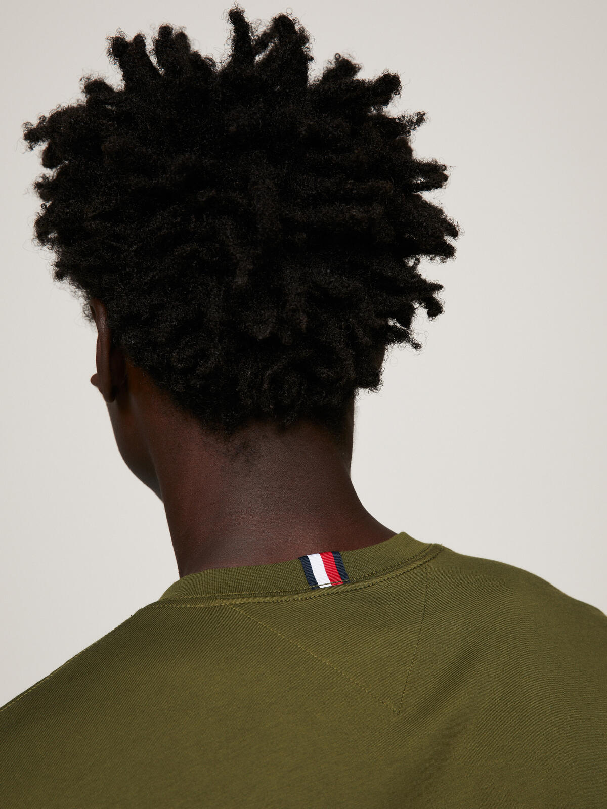 Tommy Hilfiger MONOTYPE EMBRO ARCHI Erkek Yeşil T-Shirt