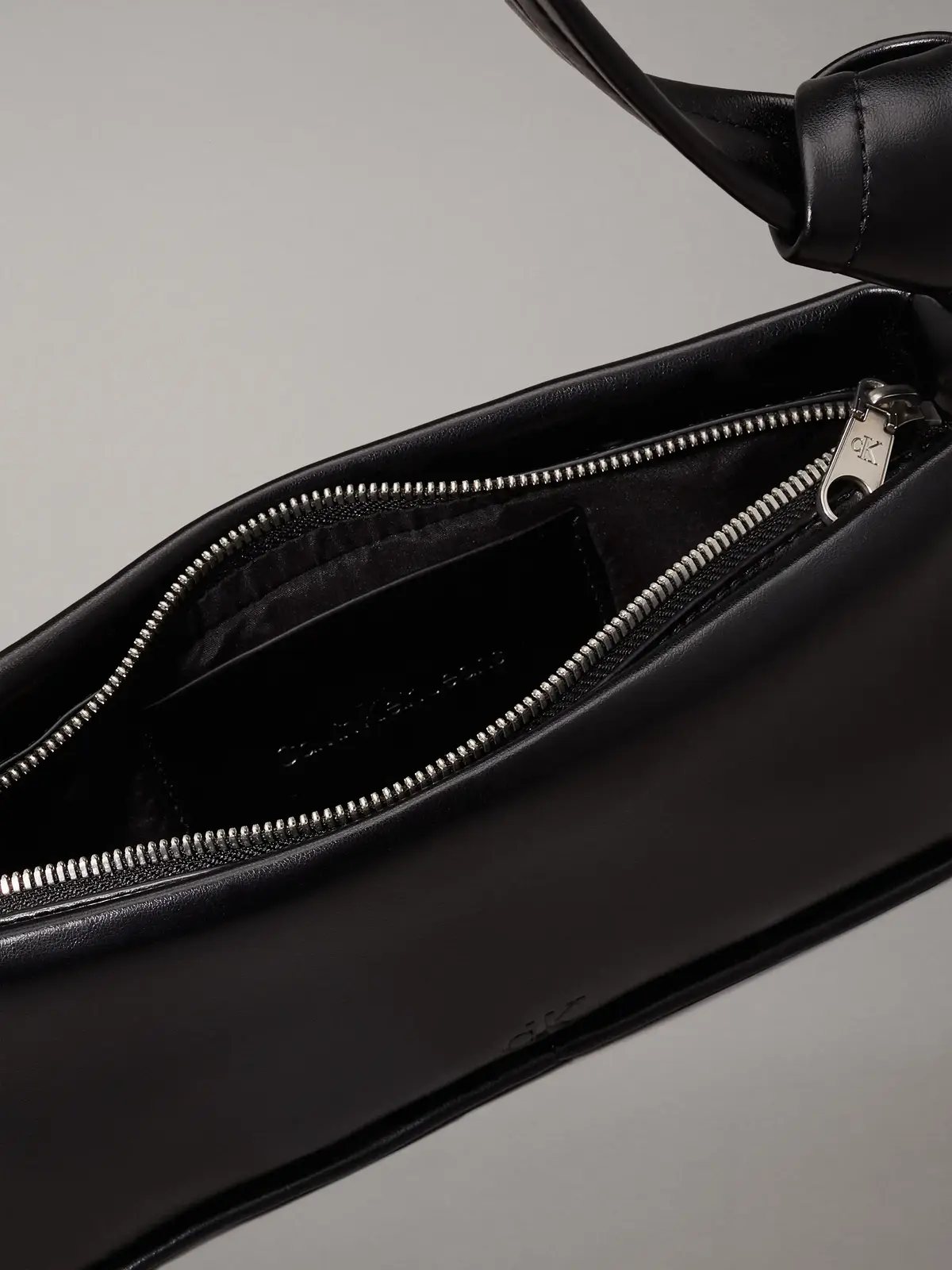 Calvin Klein KNOTTED SHOULDER BAG, BEH Siyah Kadın Çanta