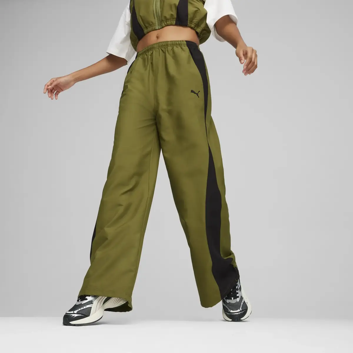 Puma DARE TO Parachute Pants Haki Kadın Pantolon