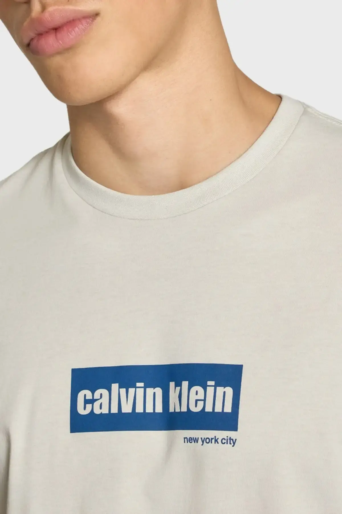 Calvin Klein SS 30s EU CALVIN LINE BOGO GRAPH Bej Erkek Tişört