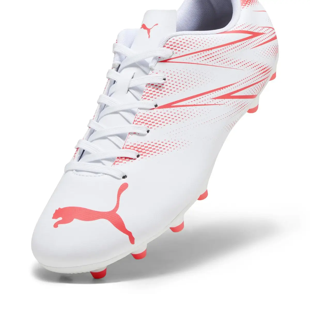 Puma ATTACANTO FG/AG Beyaz Erkek Halı Saha Ayakkabısı