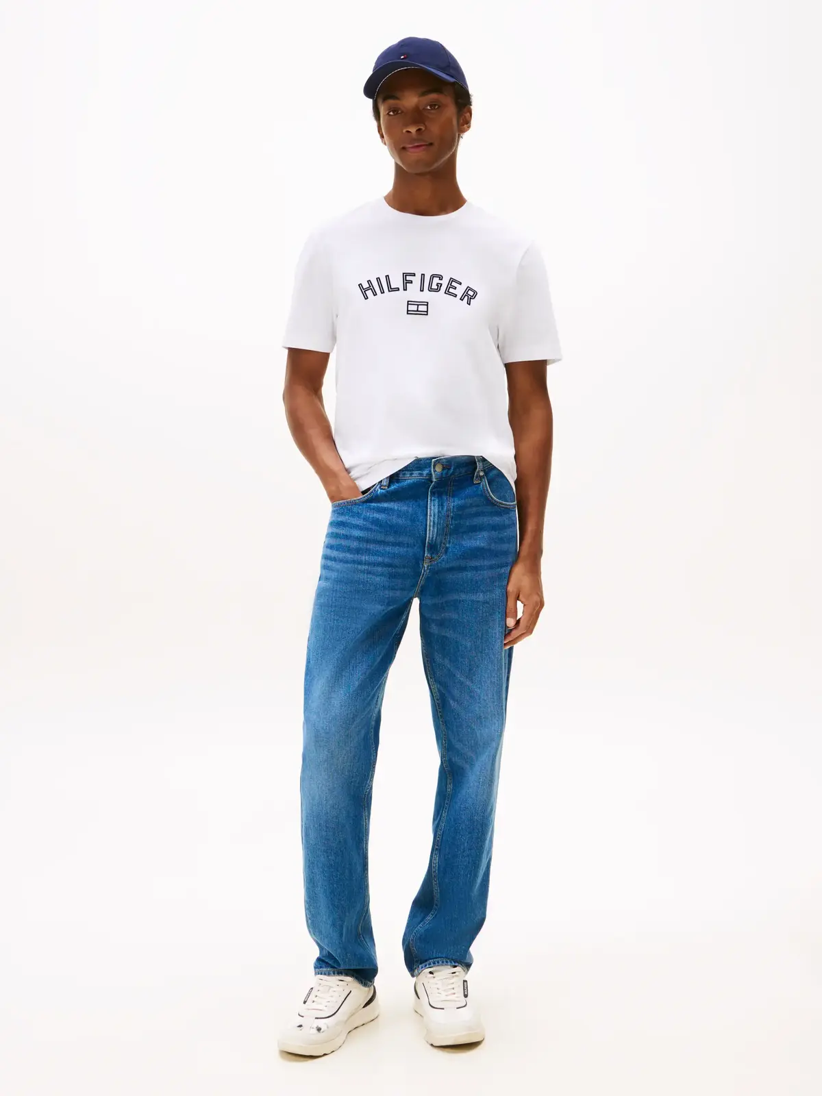 HILFIGER FLOCK TEE, YBR