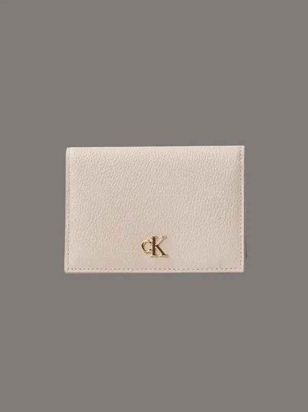 Calvin Klein MIN MONOGRAM 6CC FLAP CARDCASE Bej Kadın Cüzdan