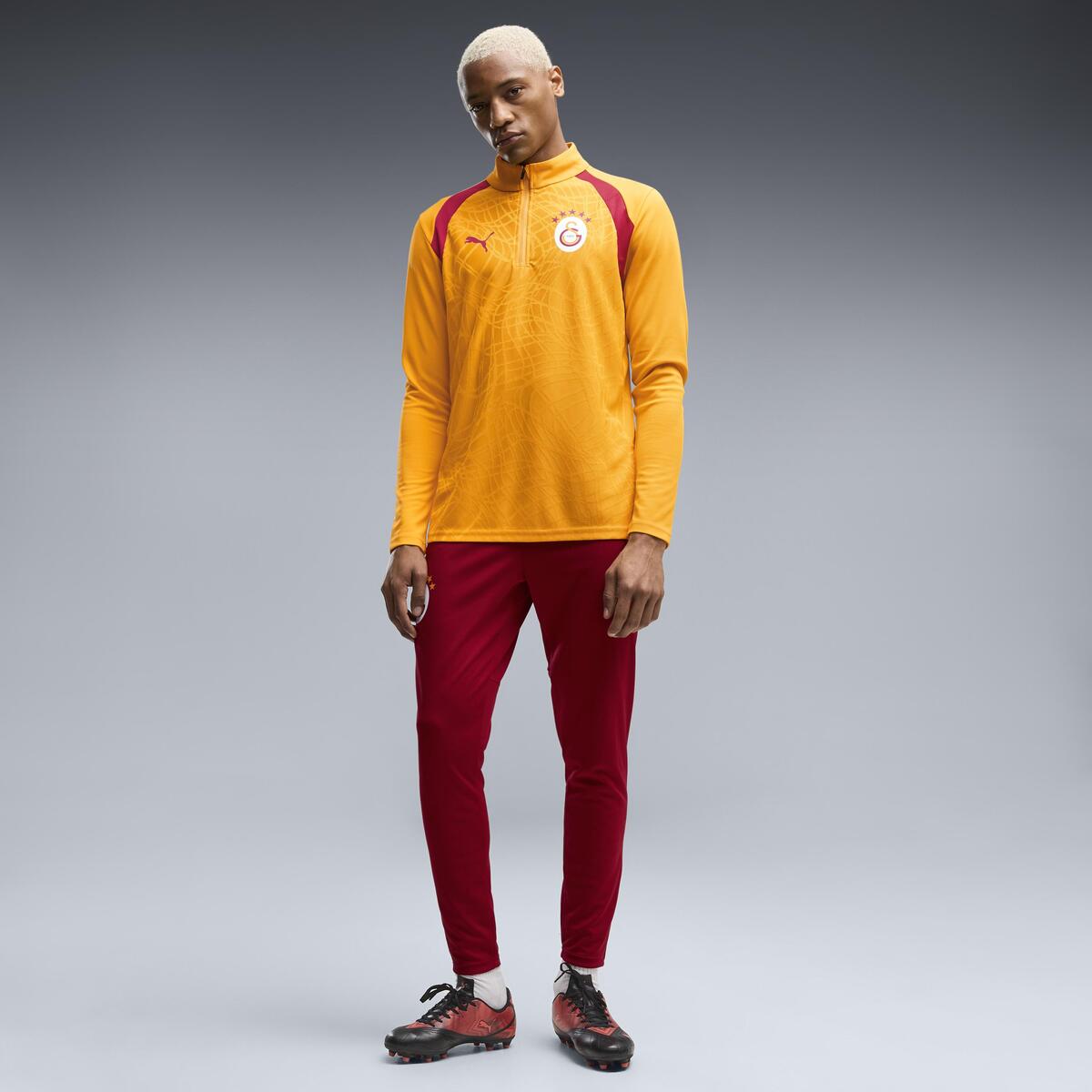 Puma GSK Training 1/4 Zip Top GALATASARAY Erkek Fermuarlı Dar Kesim Antrenman Üstü