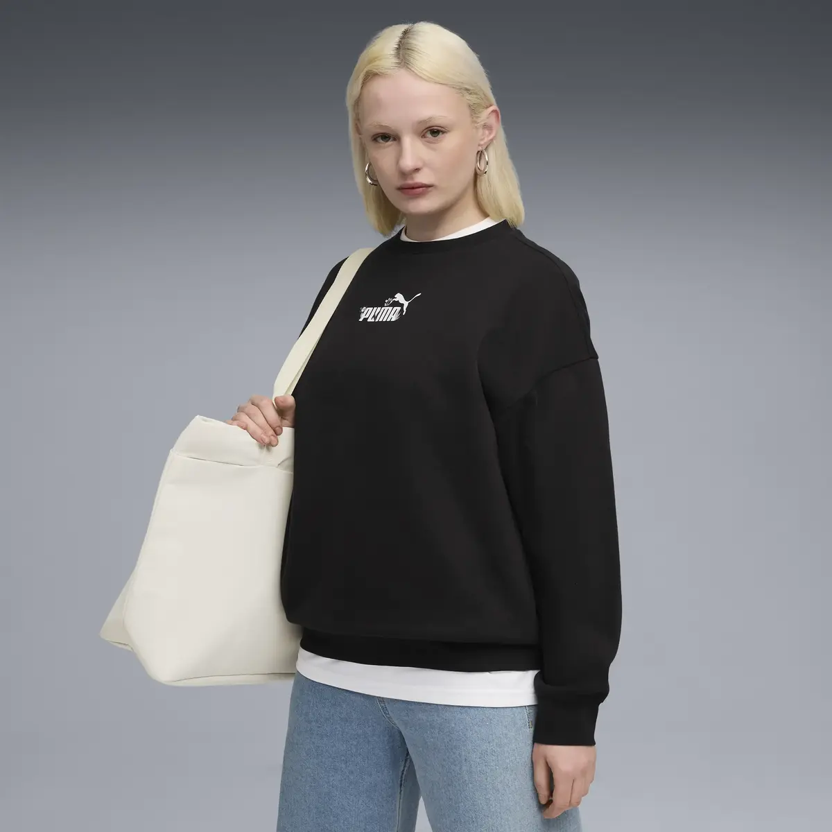 Puma ESS NATURE 2.0 Crew Siyah Kadın Sweatshirt