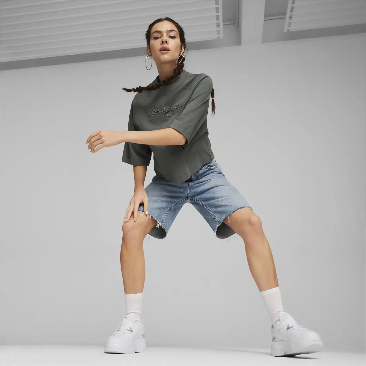 Puma CLASSICS+ Oversized Tee Koyu Gri Kadın T-Shirt