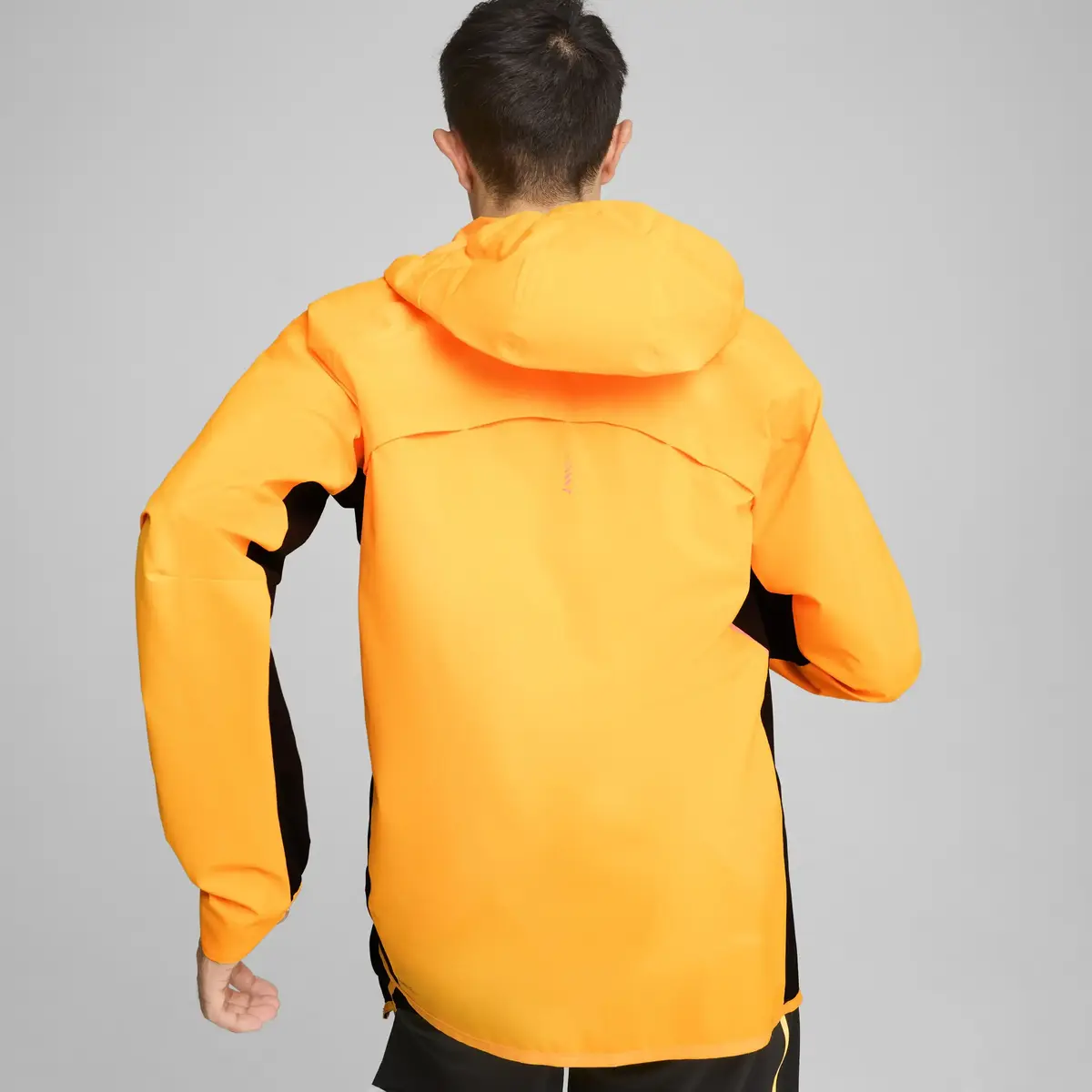 Puma RUN ULTWVE RAINCELL JACKET M Turuncu Erkek Ceket
