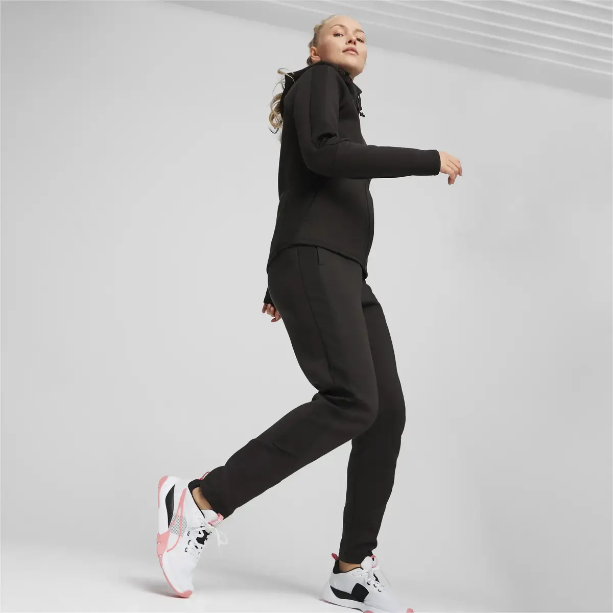 Puma EVOSTRIPE FZ Hoodie Siyah Kadın Sweatshirt