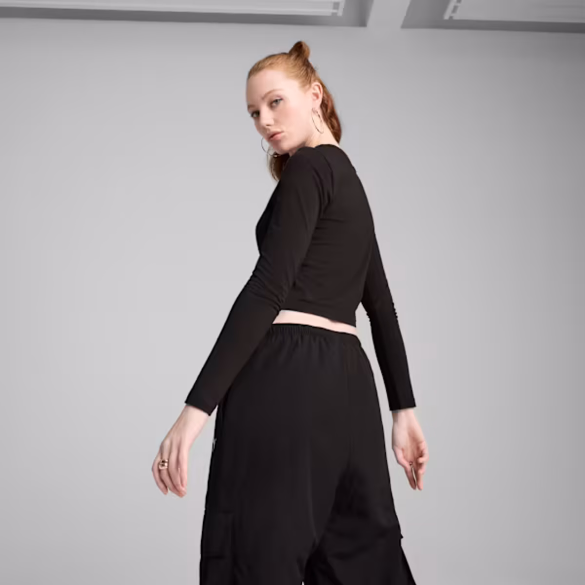 Puma WARDROBE ESS Baby Tee Siyah Kadın T-Shirt