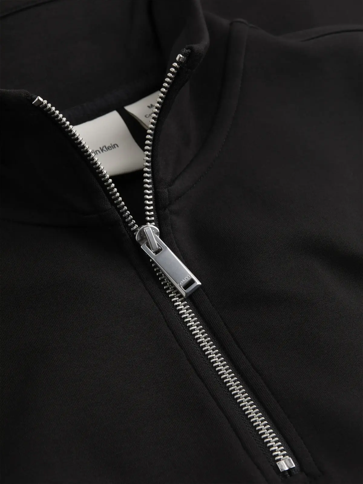 Calvin Klein TECH INTERLOCK Q-ZIP, BEH Siyah Erkek Sweatshirt