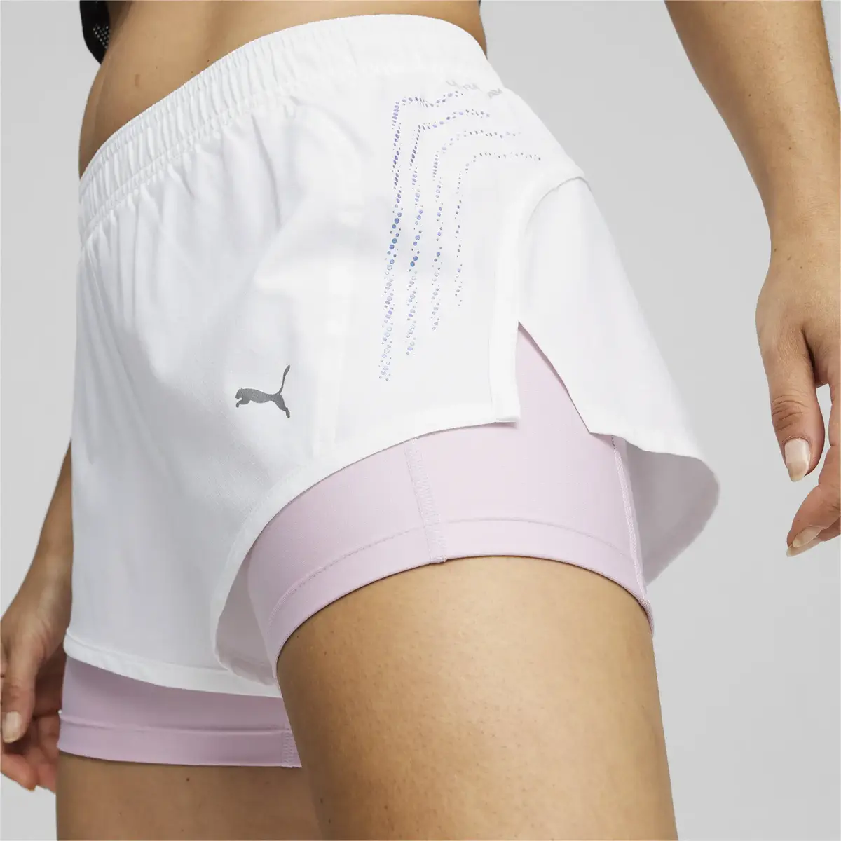 Puma RUN ULTRAWEAVE AOP SHORT Beyaz Kadın Şort