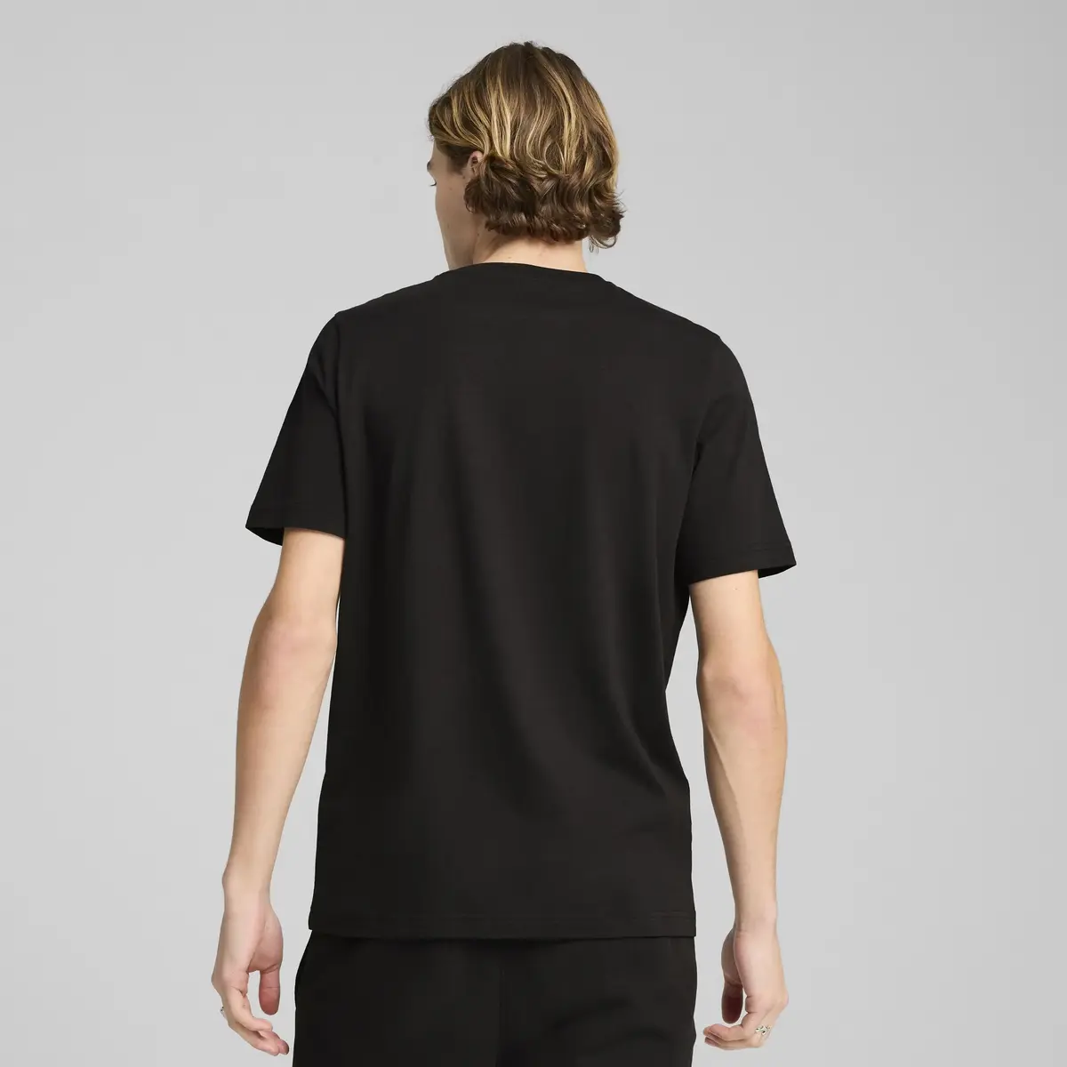 PUMA ESS ELEVATED Tee Siyah Erkek T-Shirt
