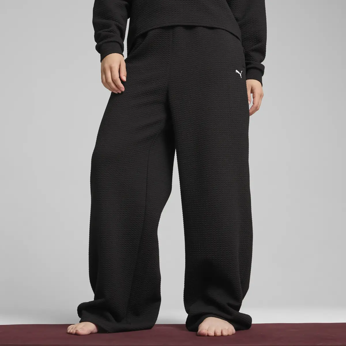 Puma Q4 STUDIO TEXTURED HW PANT
