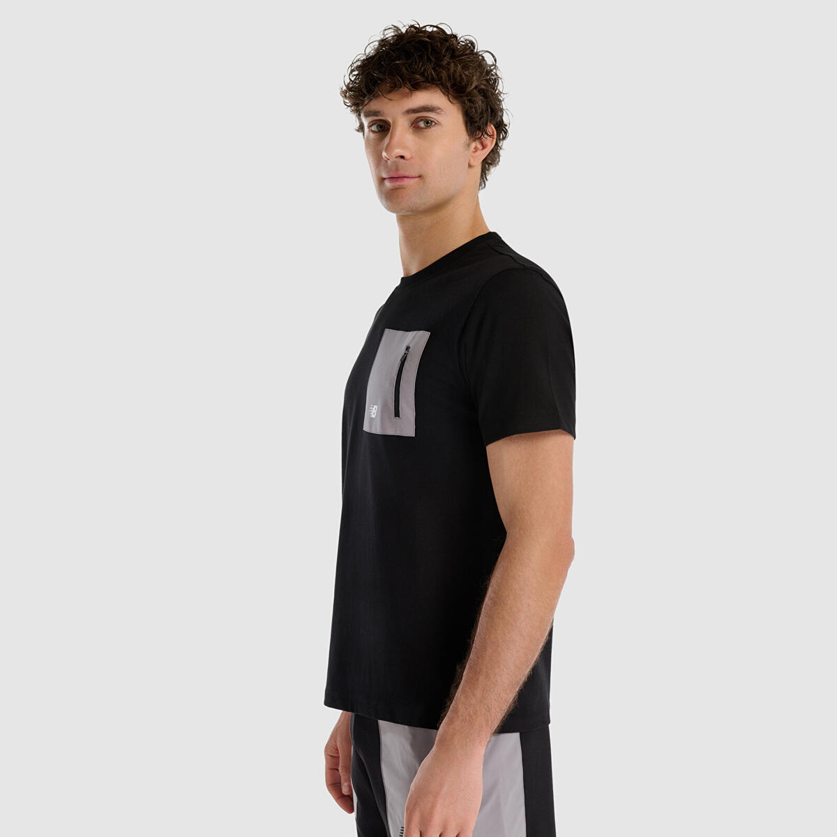 New Balance MNT1516 Erkek Siyah T-Shirt