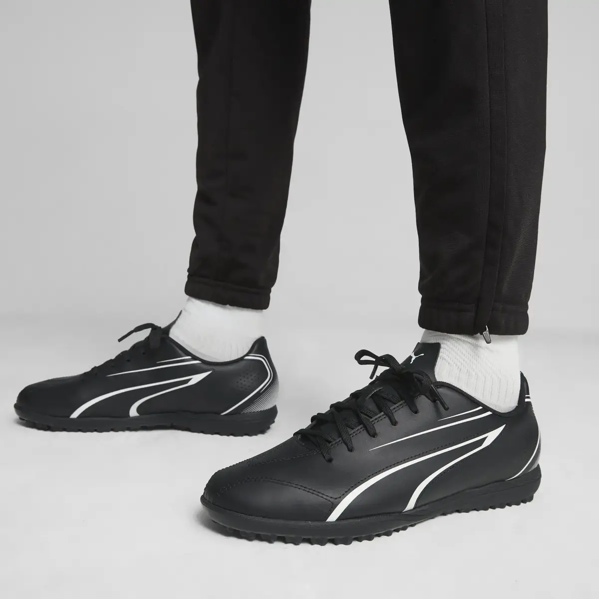 PUMA VITORIA TT Siyah Erkek Krampon