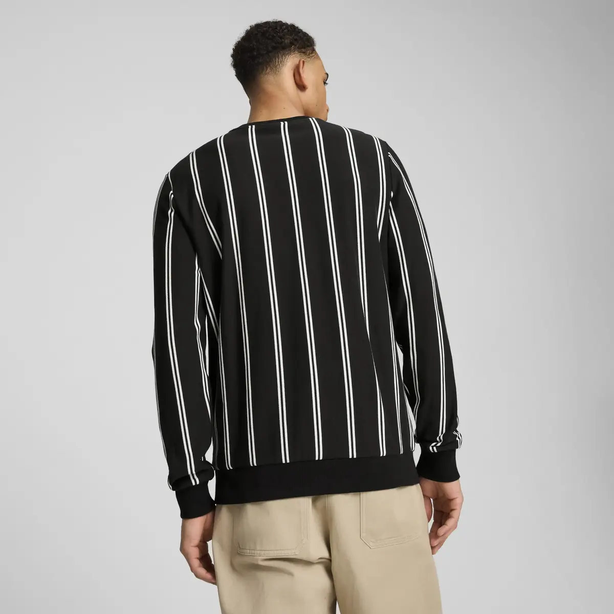 Puma SPORTS CLUB AOP Crew Siyah Erkek Sweatshirt