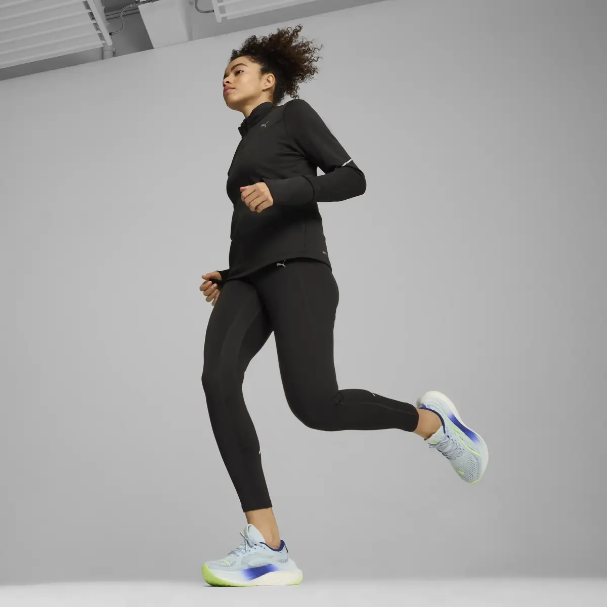 Puma RUN GRID FLEECE 1/2 ZIP Siyah Kadın Fermuarlı Üst