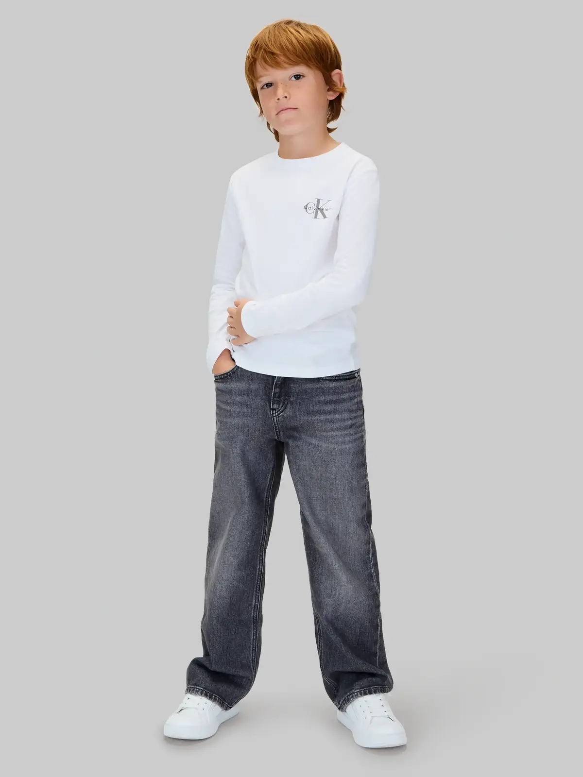 SMALL MONOLOGO LS TE, YAF