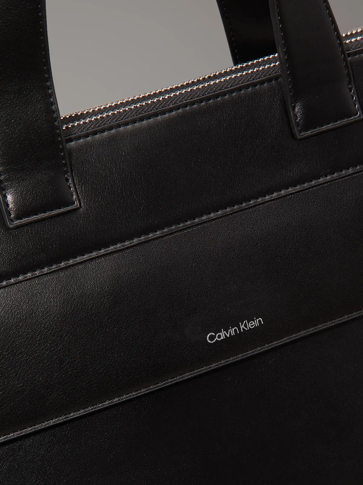 Calvin Klein CK SLEEK 2G LAPTOP B, BEH Siyah Erkek Çanta