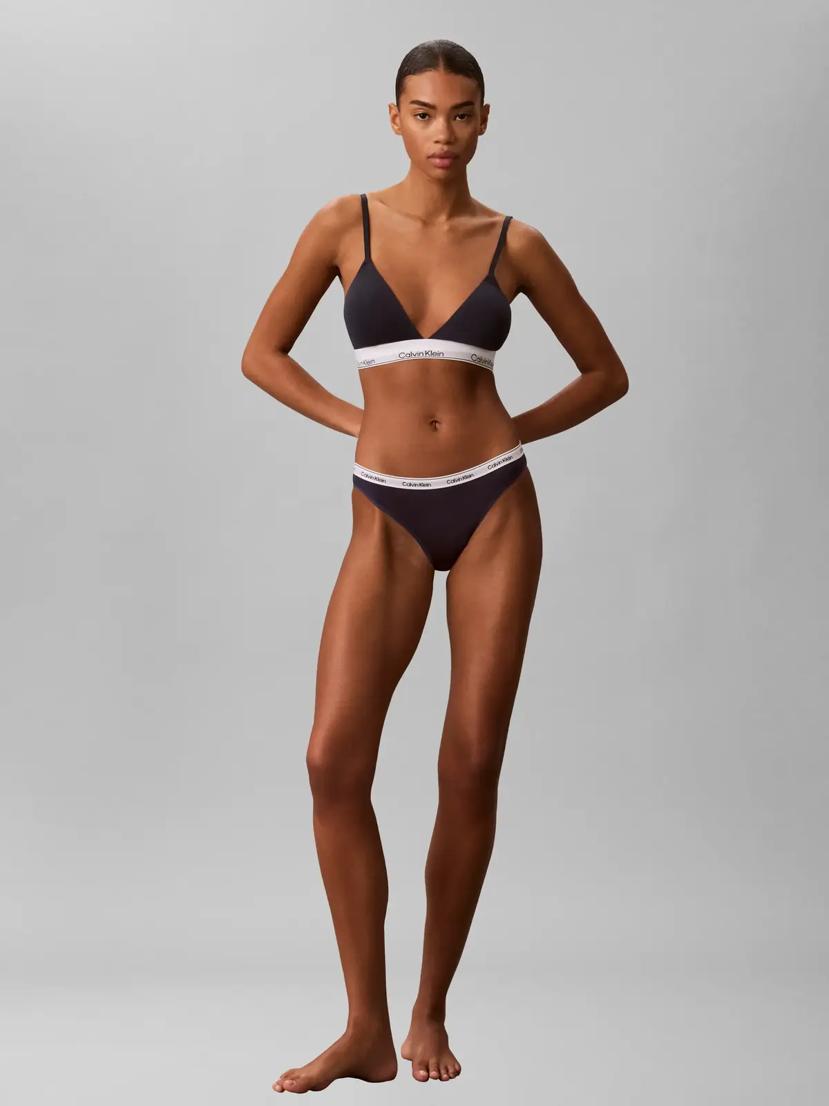 Calvin Klein LIGHTLY LINED TRIANG Hafif Astarlı Siyah Üçgen Bralet