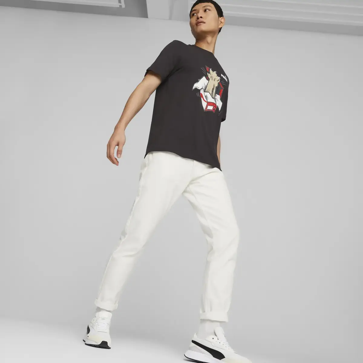 Puma GRAPHICS Sneaker Baskılı T-Shirt