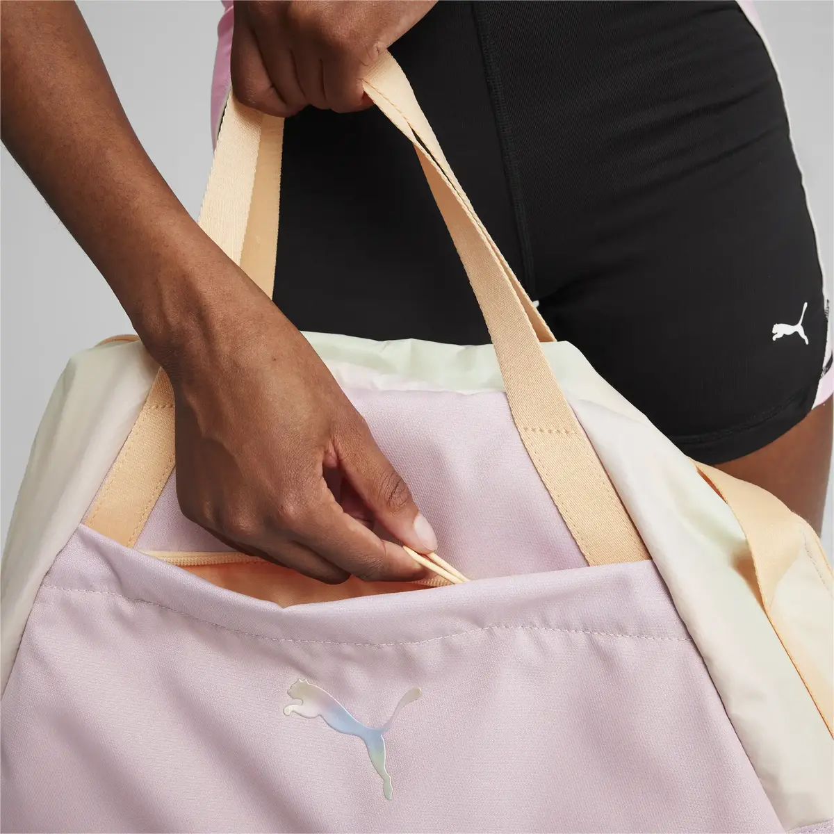 Puma AT ESS Grip Bag Q2 Lila Kadın Çapraz Çanta