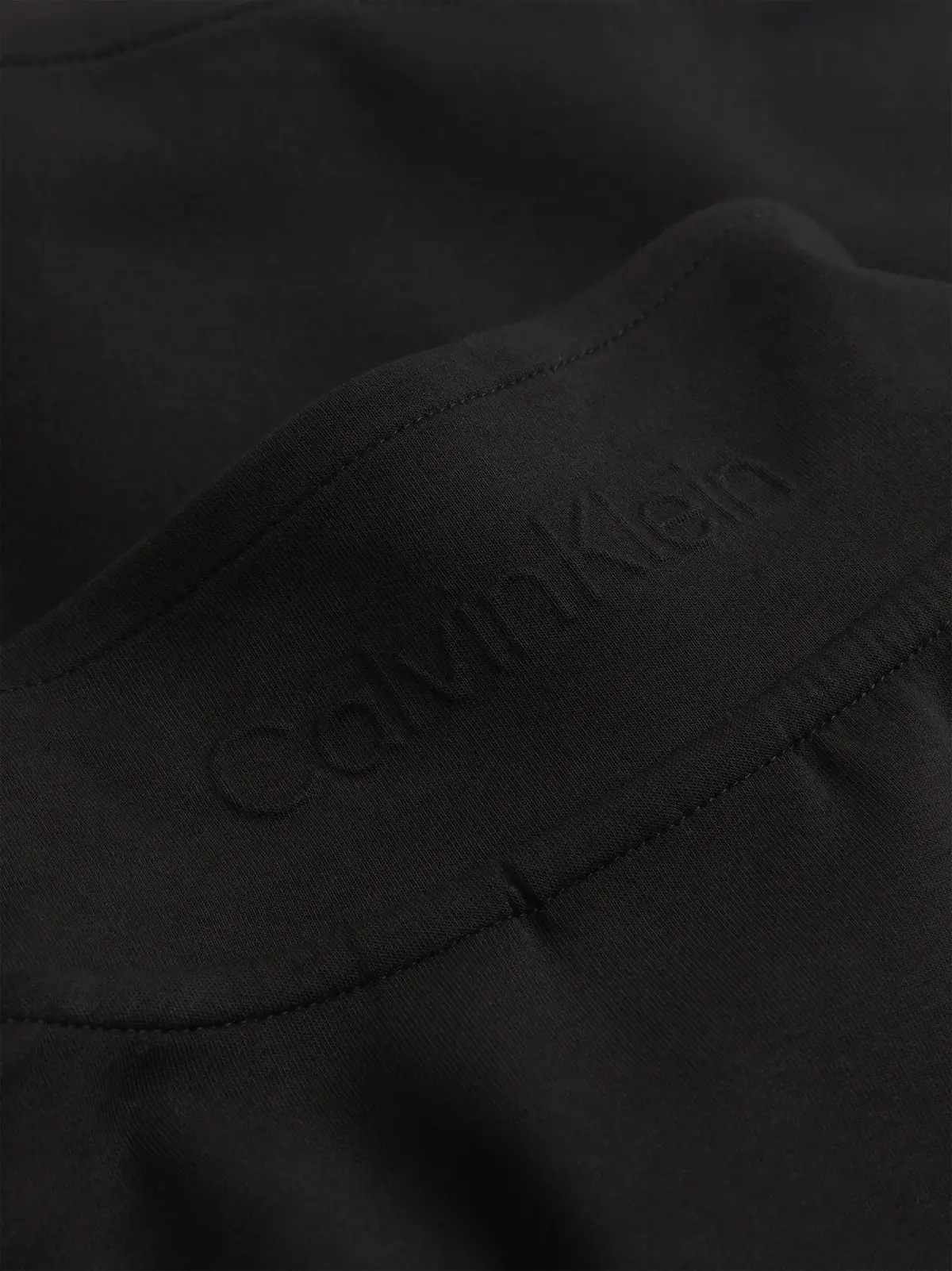 Calvin Klein TECH INTERLOCK Q-ZIP, BEH Siyah Erkek Sweatshirt