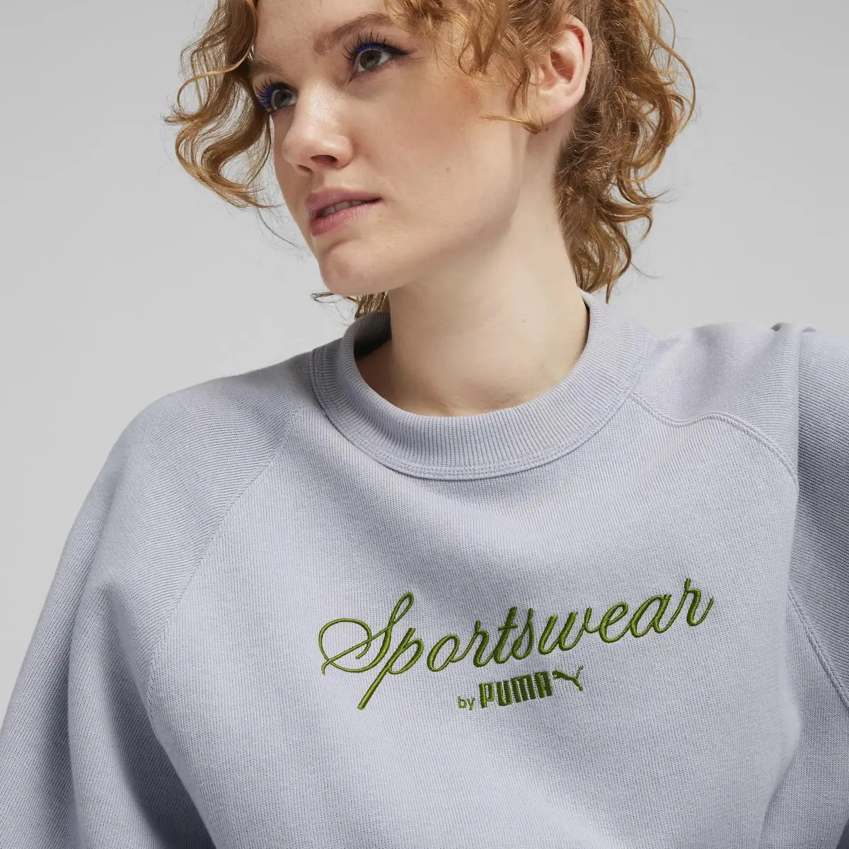 PUMA CLASSICS+ Relaxed Crew Gri Kadın Sweatshirt