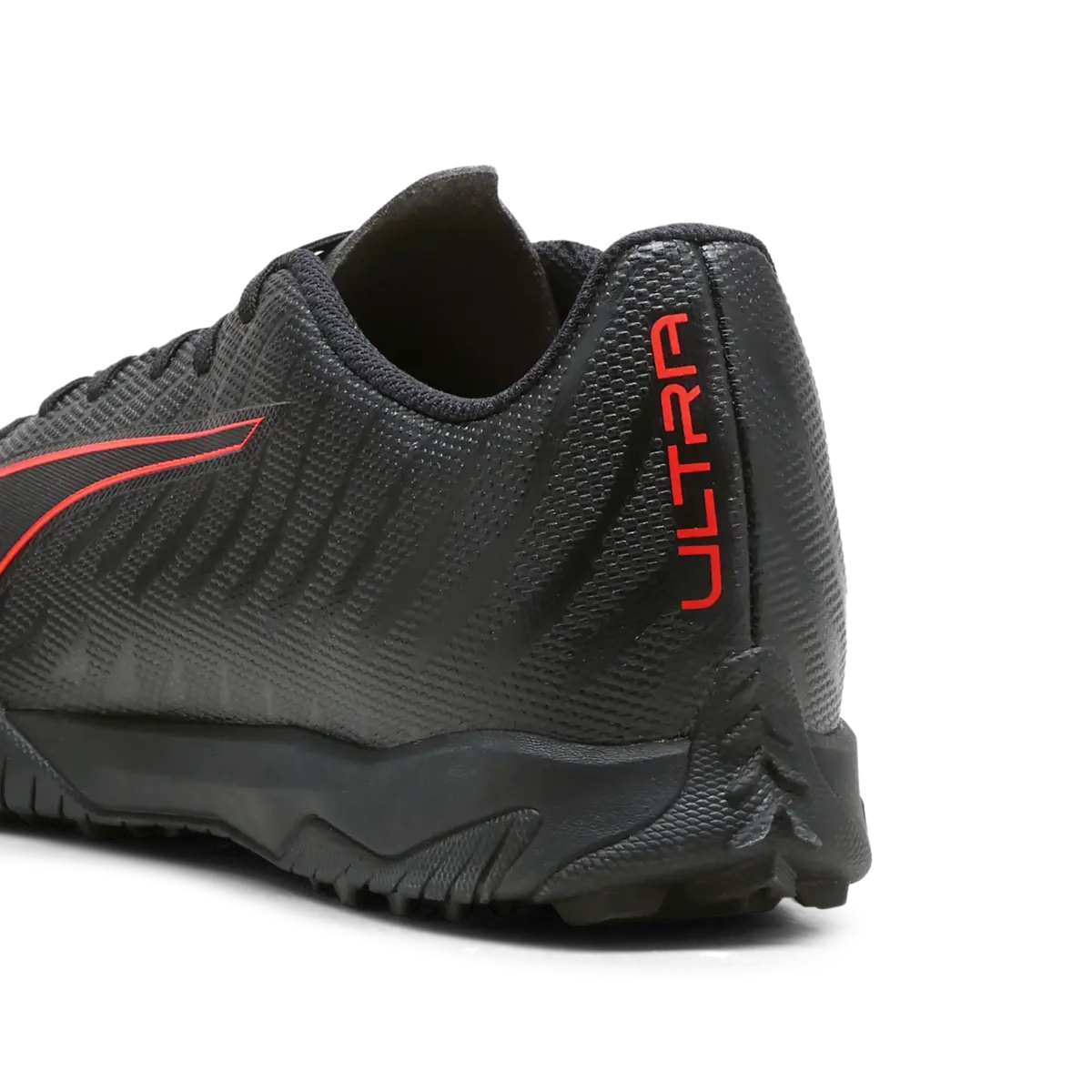 Puma ULTRA 6 PLAY TT Siyah Erkek Krampon