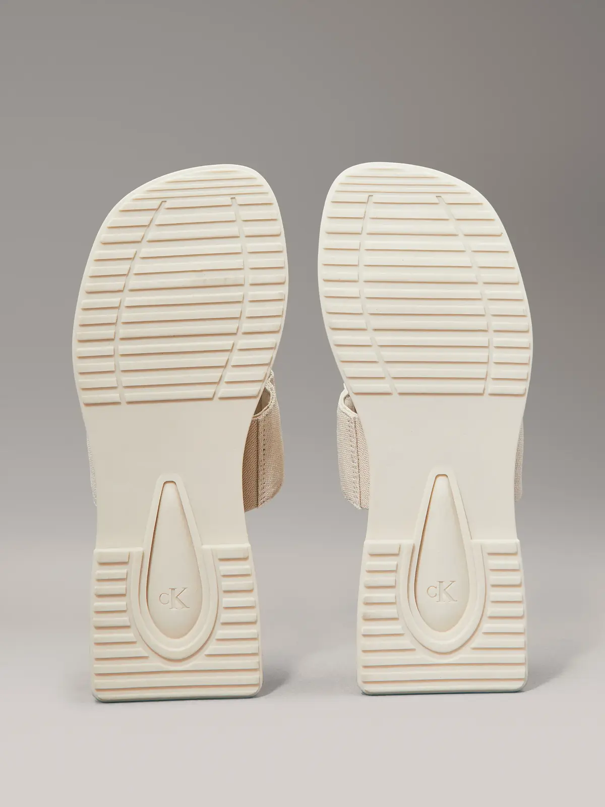 Calvin Klein SQ LOW WEDGE SANDAL, AEO Krem Kadın Terlik