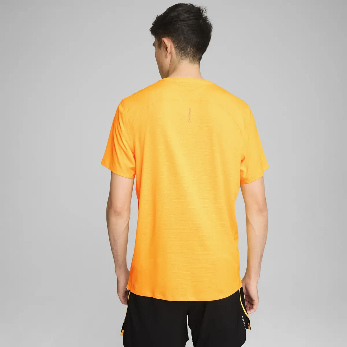 Puma RUN FAVORITE VELOCITY TEE Turuncu Erkek T-Shirt