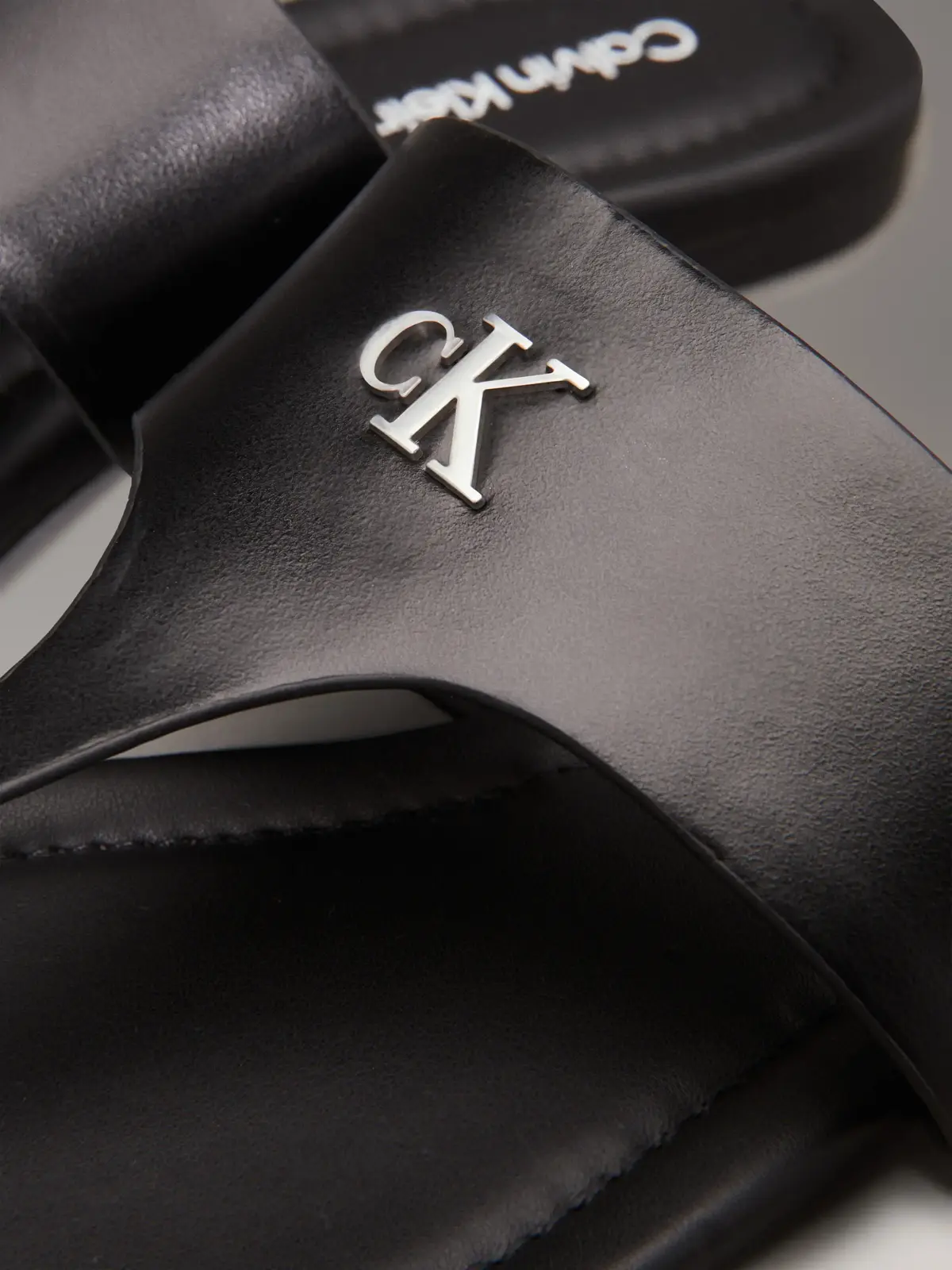 Calvin Klein FLAT SANDAL TOEPOST, 0GJ Siyah Kadın Terlik