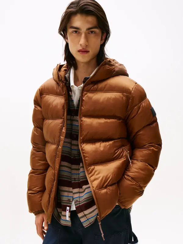 Tommy Hilfiger TJM HOODED LOGO PUFF, GVP Kahvrengi Erkek Mont