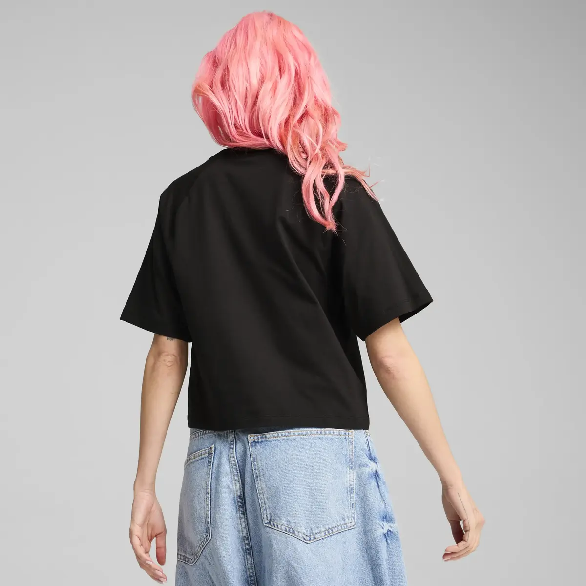 Puma CLASSICS Relaxed Tee Siyah Kadın T-Shirt