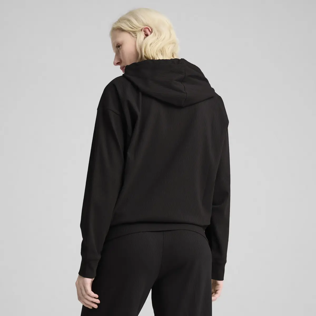 PUMA ESS ELEVATED Comfort Hoodie Siyah Kadın Hoodie